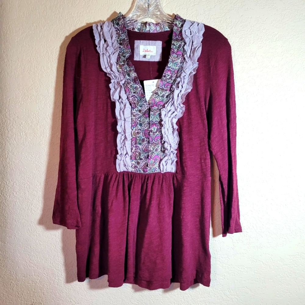 Deletta Anthro Mauve 3/4 Sleeve Ruffle Front Top